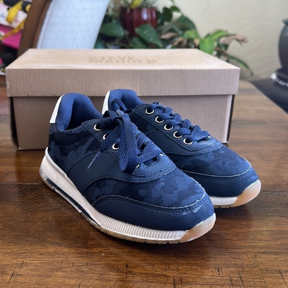 Steve Madden Other - Steve Madden Blue Camo Boys Sneakers